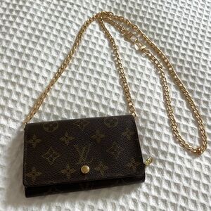LOUIS VUITTON Monogram Crossbody Porte-Monnaie Tresor Wallet with chain purse